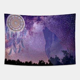 Wolf Howling at Moon with Dreamcatcher Tapestry