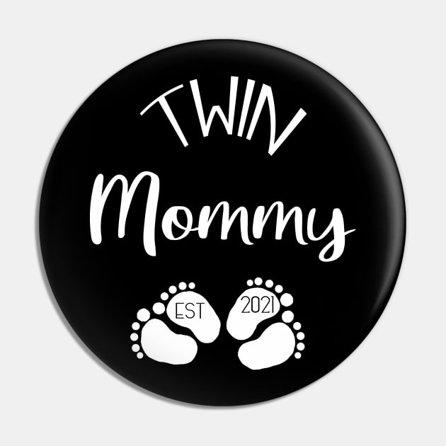 Twin Mommy 2021 Pin by Die Designwerkstatt