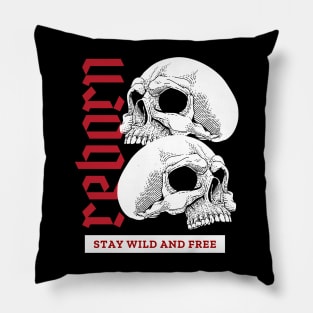 Stay wild and free Pillow