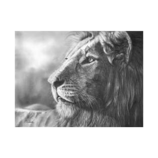 Courageous lion portrait T-Shirt