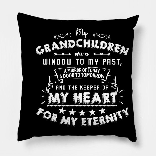 My Grandchildern Pillow by Hinokart