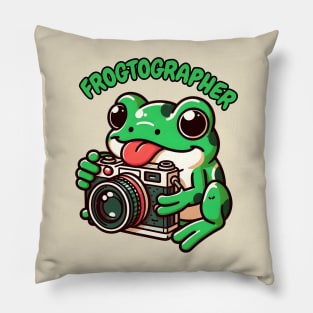 frog photographer Pillow