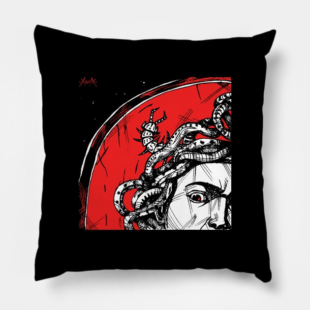 MEDUSA SCOLOPENDRA Pillow by thappier