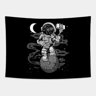 Astronaut Selfie Cosmos Crypto ATOM Coin To The Moon Token Cryptocurrency Wallet HODL Birthday Gift For Men Women Kids Tapestry