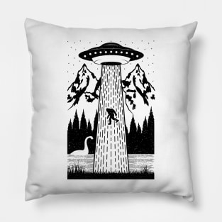 Bigfoot Ufo Abduction Pillow