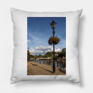 Richmond Pillow