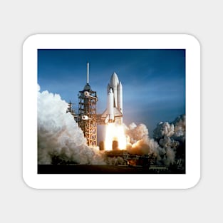 First Space Shuttle launch, 1981 (S520/0494) Magnet