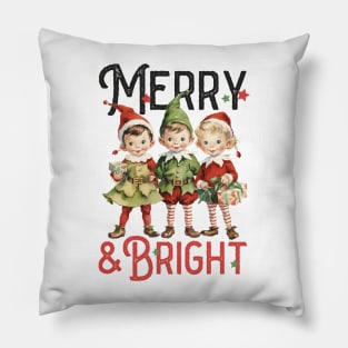 Three Christmas gnomes in retro look Pillow