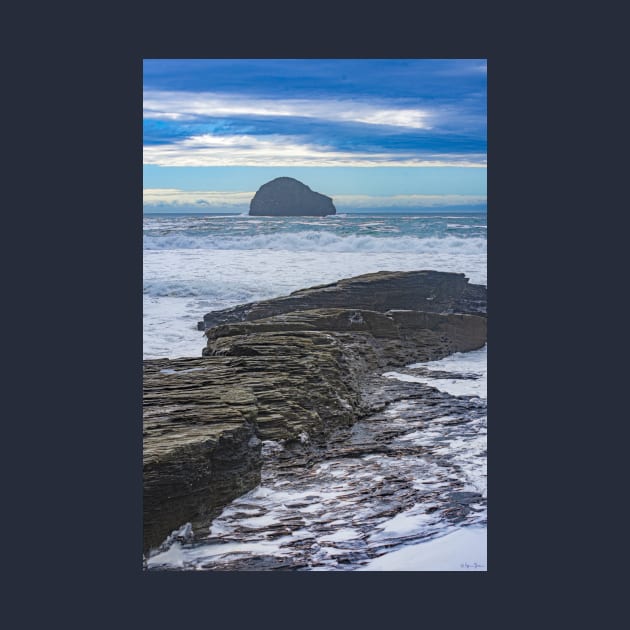 High Tide at Trebarwith Strand, Cornwall by BrianPShaw