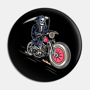 Biker skull Pin