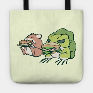 traveling frog eating sandwich lunch with mouse / tabi kaeru Tote