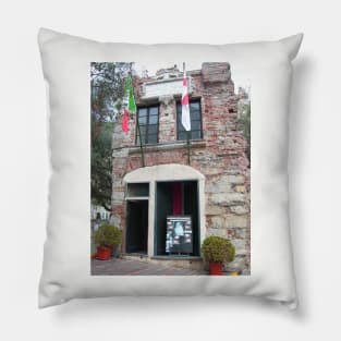 Columbus's childhood home Pillow