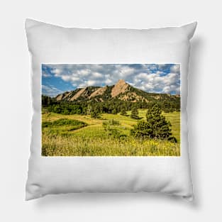 Delicious Vanilla Clouds On A Summer Chautauqua Morning Pillow