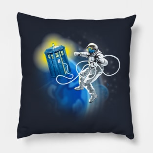 Dr Who - TOP TEN #9 (Space Walk) Pillow