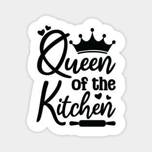 queen of the kitchen Magnet