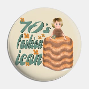 Retro toilet roll doll Pin