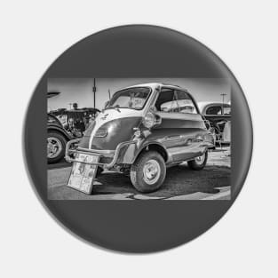 1957 BMW Isetta 300 Bubble Car Pin