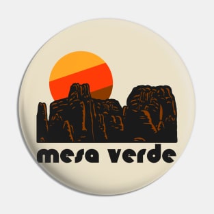 Retro Mesa Verde ))(( Tourist Souvenir National Park Design Pin