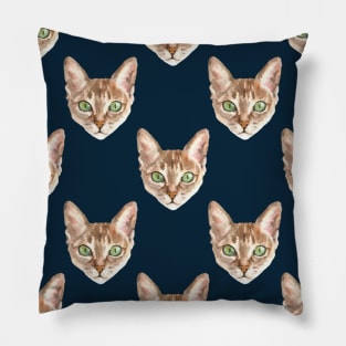 Green Eyed Cat Pattern Pillow