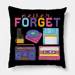 Never Forget distressed retro Design Pillow