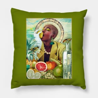 feast of fruits Pillow