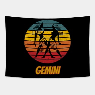 Gemini Zodiac Retro vintage style T-Shirt Tapestry