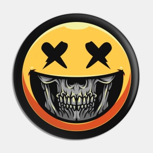 Smiley Skull Grin Pin