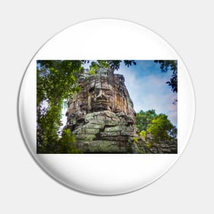 Angkor Thom faces Pin