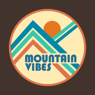 Mountain Vibes Retro Western Lines T-Shirt