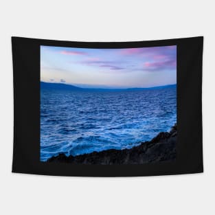 Blue Ocean Waves Tapestry