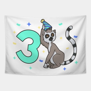 I am 3 with lemur - kids birthday 3 years old Tapestry