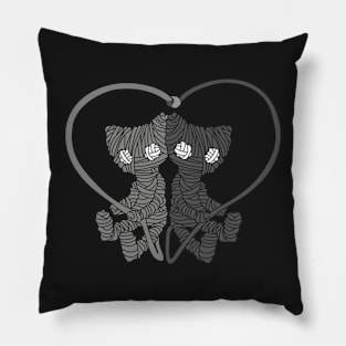 UNRAVEL 2 black and white small Pillow