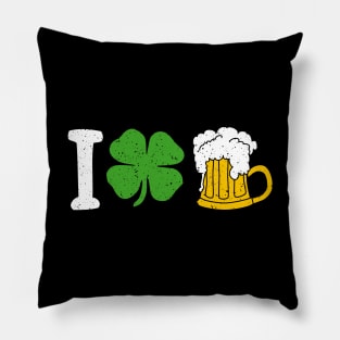 I love Beer T-Shirt Shamrock St Patricks Day irish Gift Tee Pillow