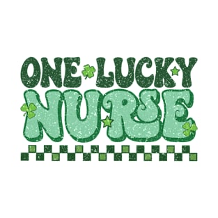 One Lucky Nurse Groovy St Patrick's Day Nurse Gift Idea T-Shirt