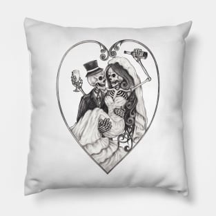 Skeleton in love. Pillow