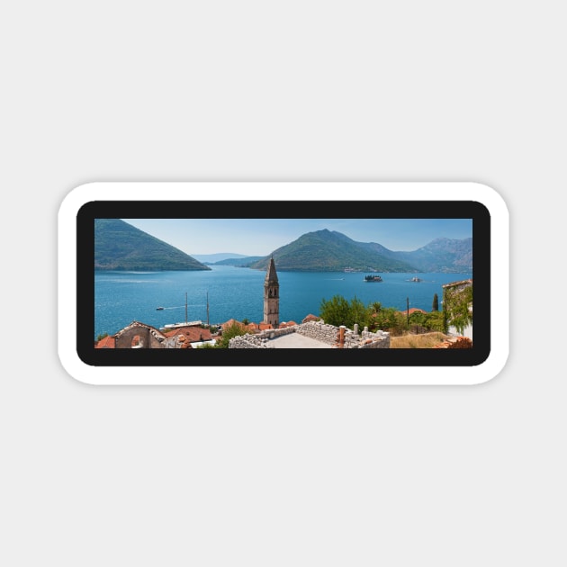 Kotor bay Magnet by runlenarun