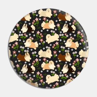 Havanese Dog and Flowers - Black Pin