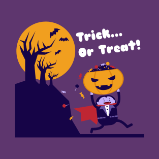 Cute Dracula running bring a lot of candy on Halloween Jack O Lantern. T-Shirt