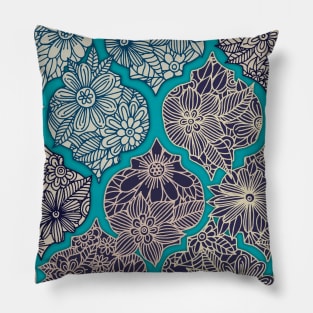 Moroccan Floral Lattice Arrangement - teal Pillow