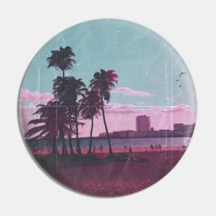 Beach - Summer Feelings Pink Pin