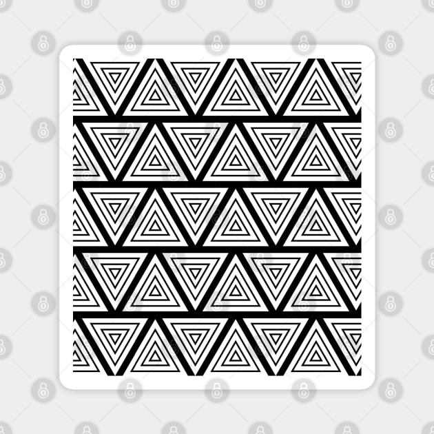 Triangular shaped seamless pattern Magnet by Spinkly