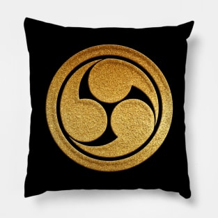 Gold Maruni Migi Mitsu Tomoe Kamon Pillow