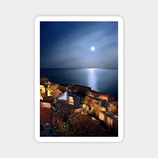 Monemvasia in the natural spotlight Magnet