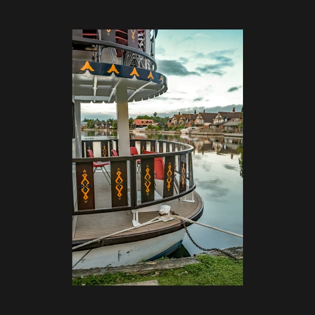 Boat on the River Bure in Horning, Norfolk by yackers1