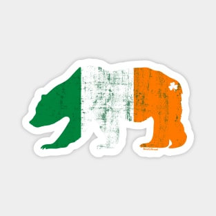 St. Patricks Day Irish Flag Grizzly Bear with Clover | BearlyBrand Magnet