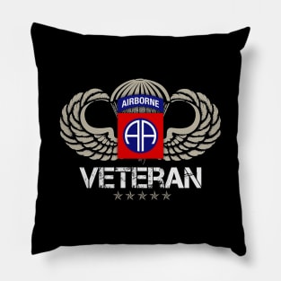 82nd Airborne Paratrooper Veteran T-shirt Men Women - Veterans Day Gift Pillow