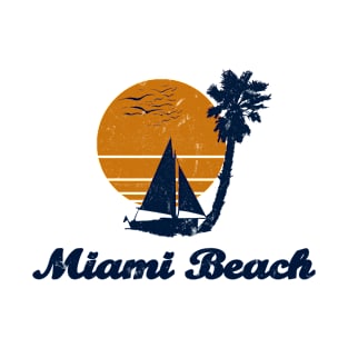 Miami Beach Summer Sunset Vintage Palm tree Design T-Shirt