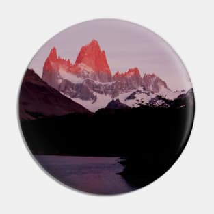 Alpen glow on Mount Fitz Roy Pin