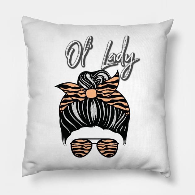 Ol' Lady Pillow by Glenna Maynard 