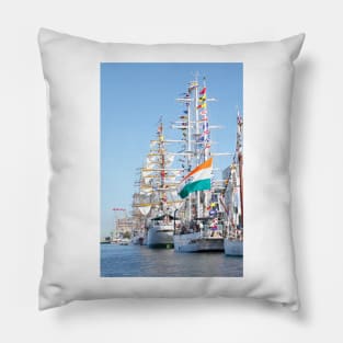 Sail, Bremerhaven Pillow